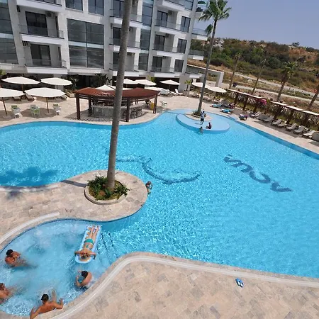 Nl Aqua Oleg Apartament *
